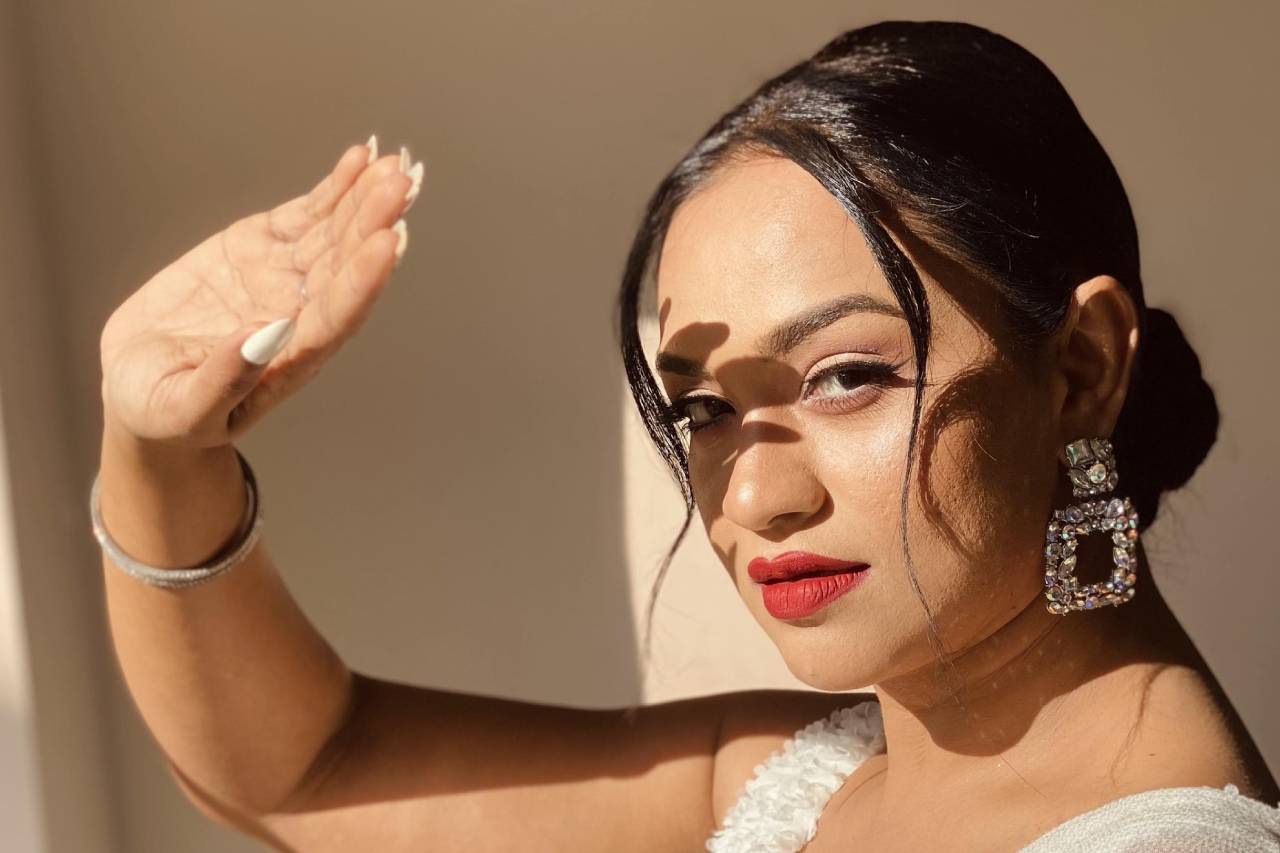 Featured image for මාධවී ඇන්තනීට විරුද්ධව රුපියල් මිලියන 100ක එන්තරවාසියක්