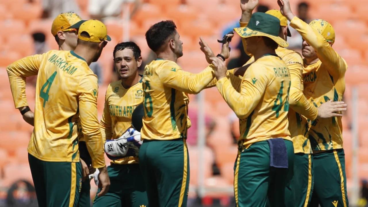 Featured image for දෙවන සුපිරි පන්දුවාරයෙන් ඇෆ්ඝන්වරුන් පරදා දකුණු අප්‍රිකාවට විශිෂ්ඨ ජයක්